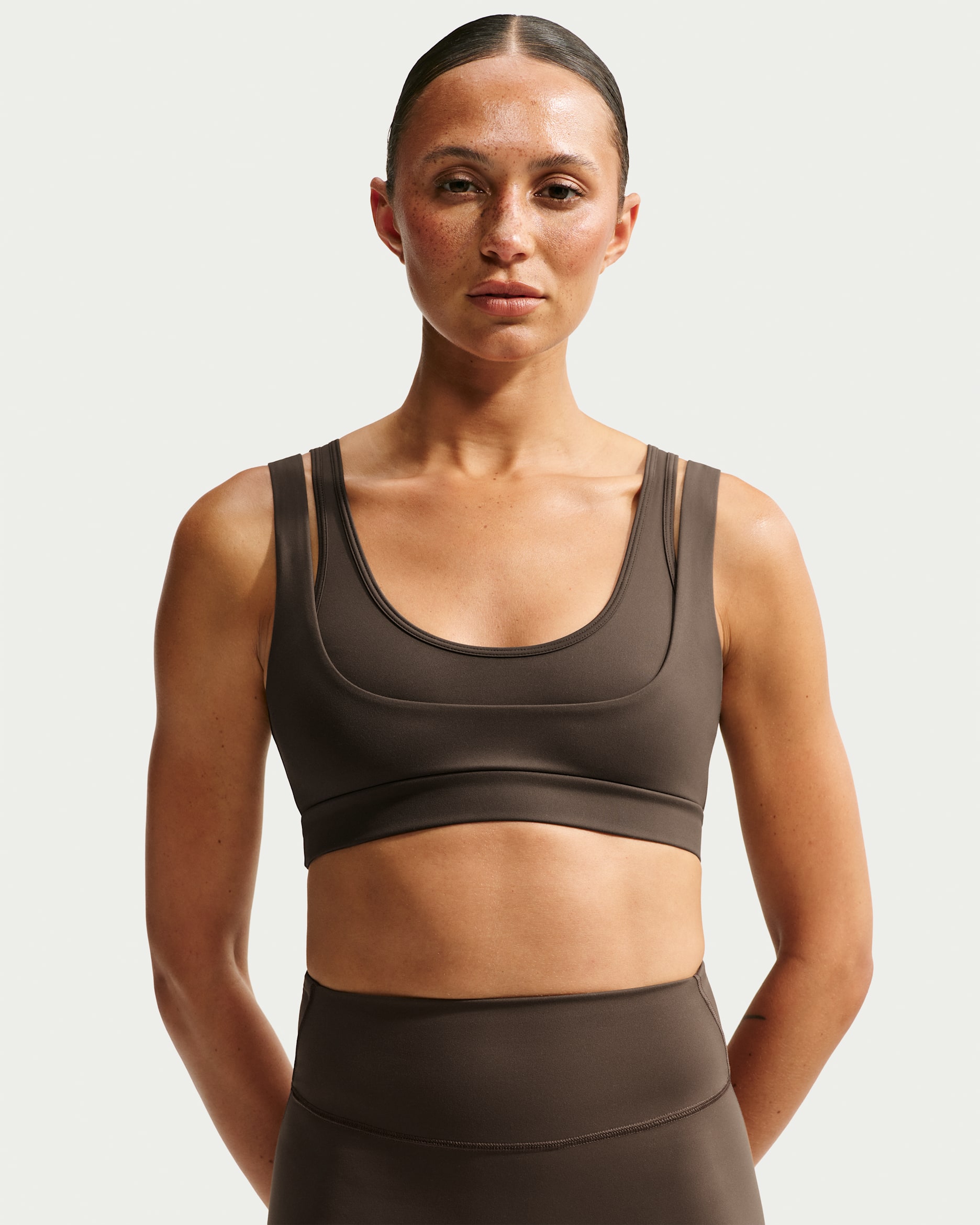 NikeSKIMS Matte Women's Double-Strap Scoop Bra. Nike.com